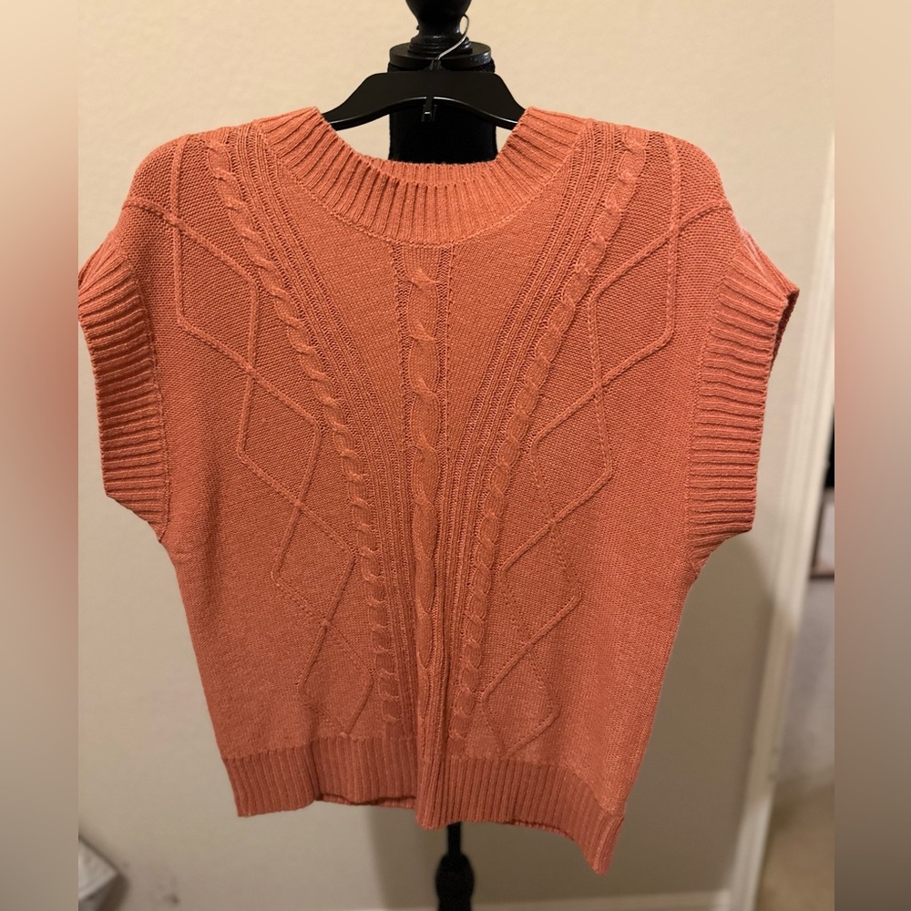 Women jumper Cable-Knit Sweater Tee from is a perfect choice for the winter Sz M